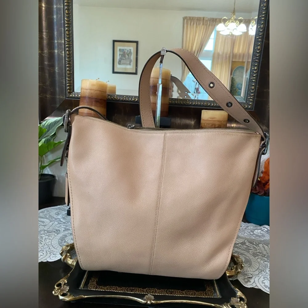 Coach Tan Natural Calf Leather Dufflette Crossbody bag,Nickel Tone Hardware,LRG